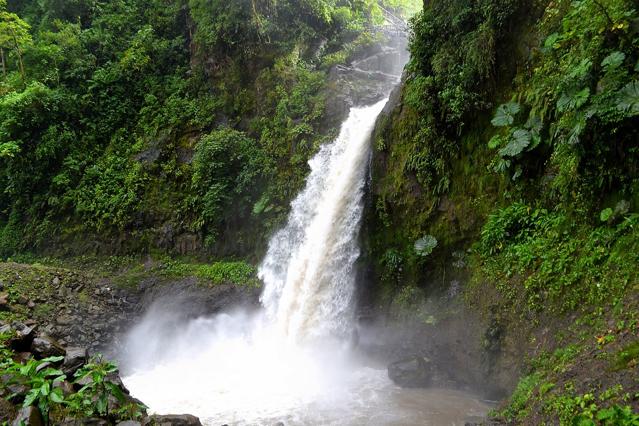 La Paz Waterfall